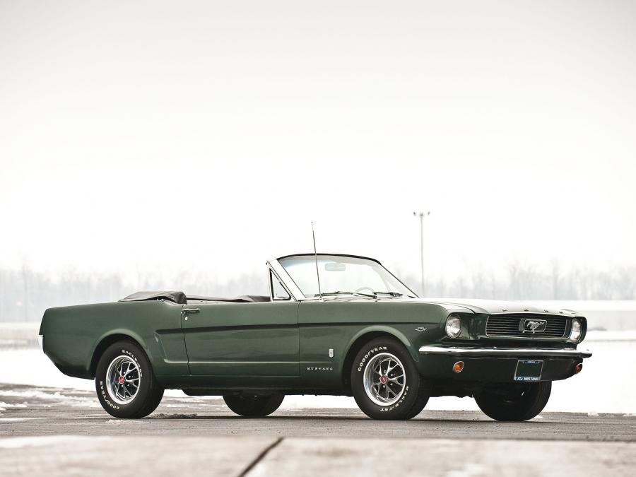  Ford Mustang GT Convertible 1966 года  (фото 16 из 24)